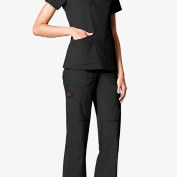 Wonderwink Scrub Sets - Picture 2 of 2